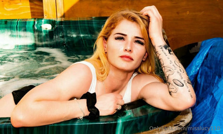 misslucy110 model schöne fotos