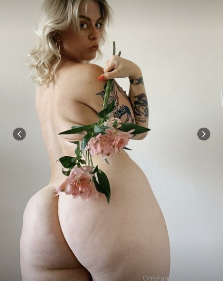 Sophaaaaa pornografische pornostar bilder