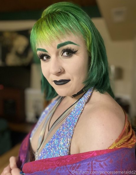 princessemeraldd2 freie xxx archiv