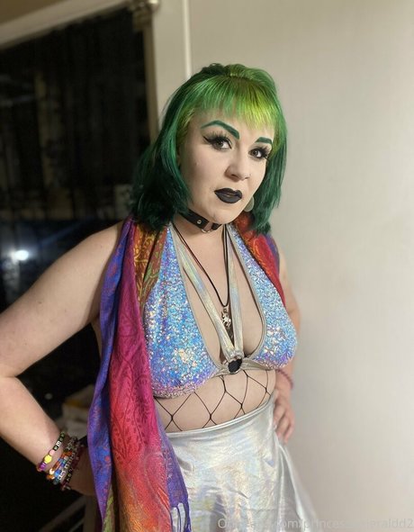 princessemeraldd2 hübsche nackt archiv