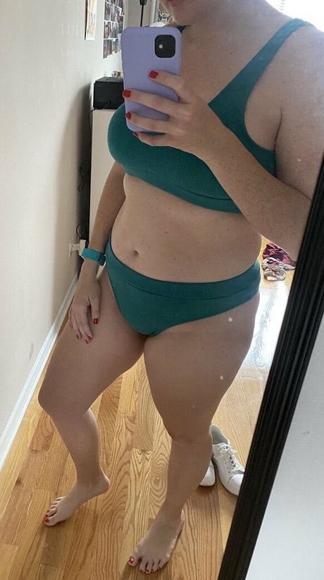 itsbellanotte schauspielerin nackten bild