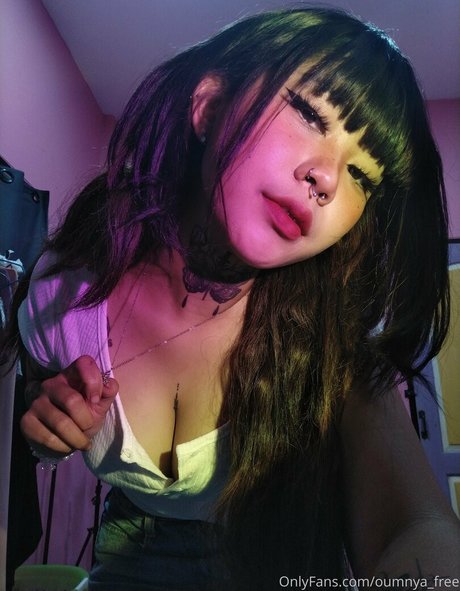 oumnya free pornostar erotische bilder