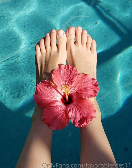 favorablefeet11 kunst nackte bild