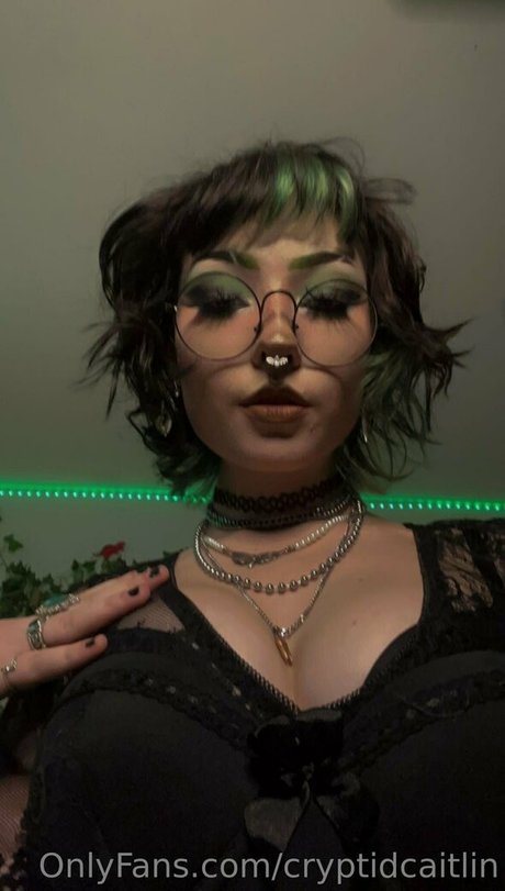 cryptidcaitlin model nackten galerie