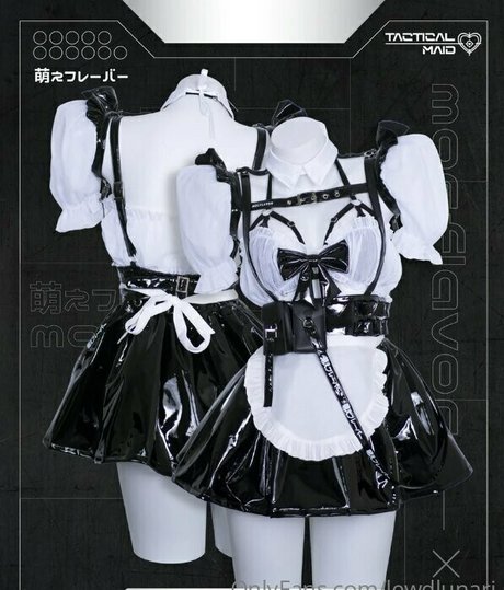 lewdlunari model nackte foto