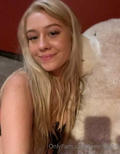 teeenskyler schauspielerin nacktheit foto