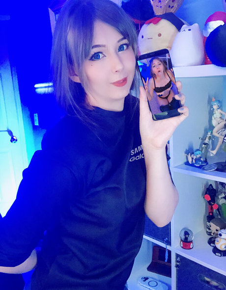 blonde tattoos nur fans porno exklusive bild