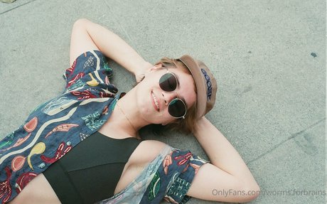 worms forbrains nackte bild