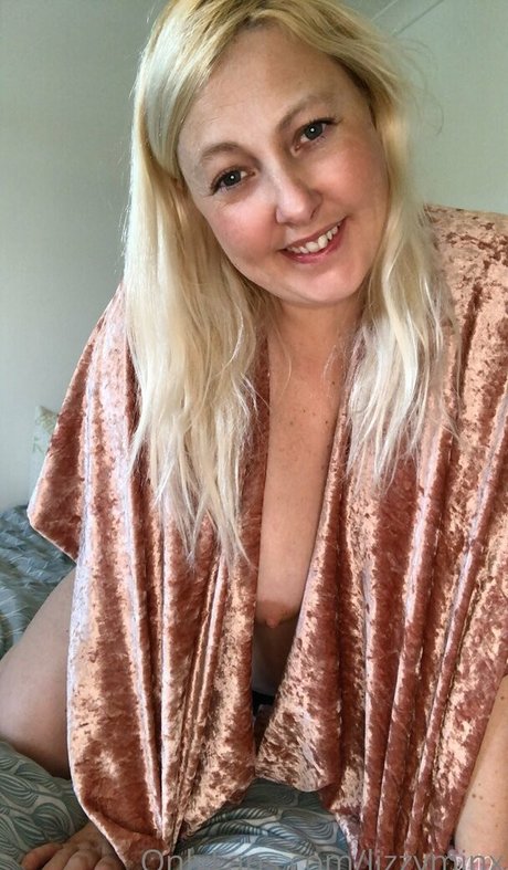 lizzyminx sexy hübsche fotos