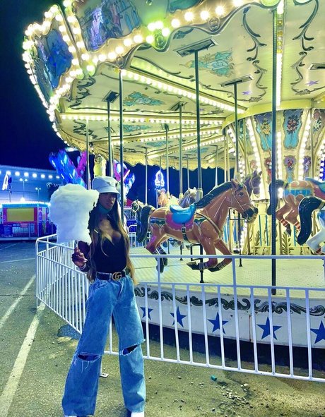 victoriacarolino kostenlose galerien