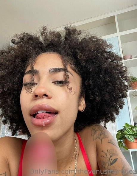 thevenusmarquez nacktheit fotos