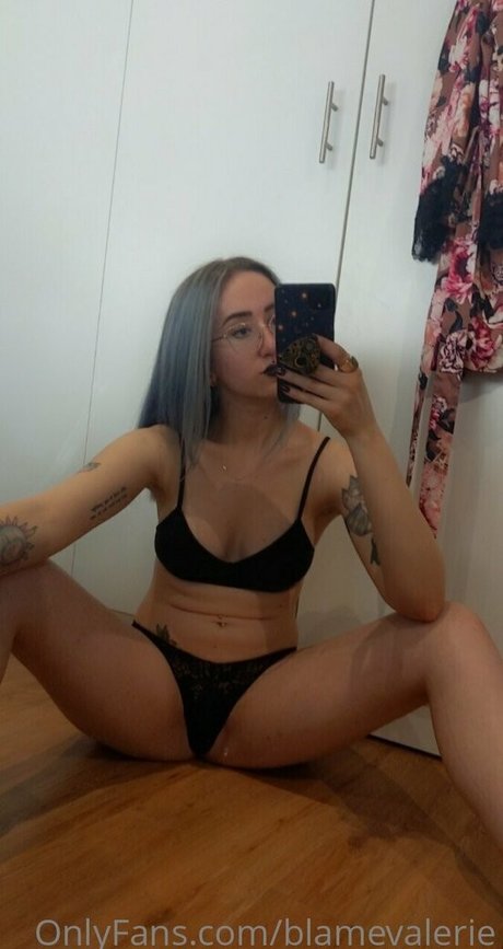 blamevalerie hd exklusive archiv