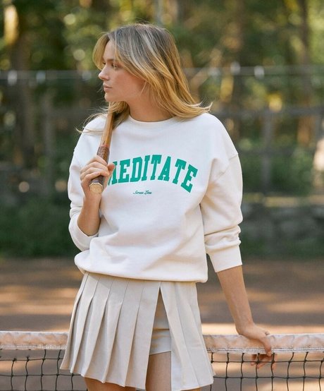 Anais Garnierbe schöne perfekte archiv