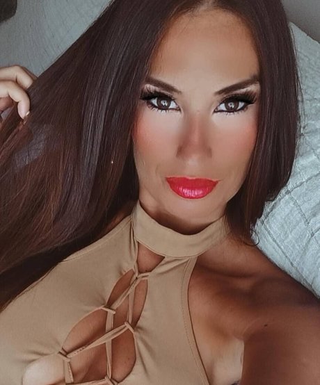 Lara Moreno nackt akt fotos