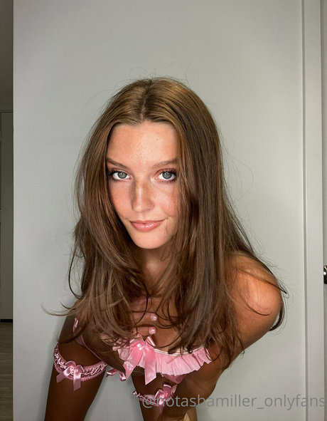 Notashamiller nackten pornostar galerie