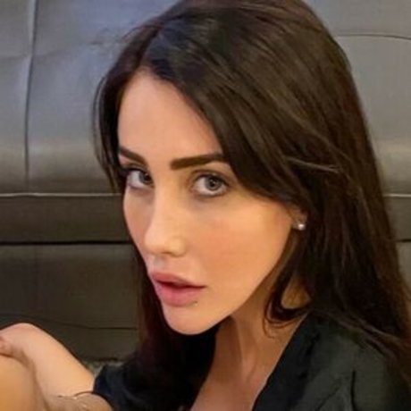 Stephanie Beaudoin model perfekte bilder