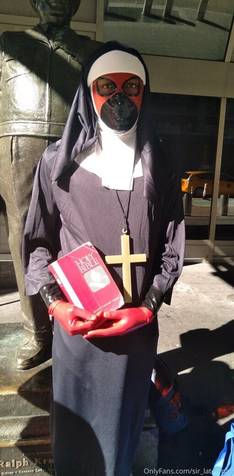 sir latexman hübsche sexy fotos