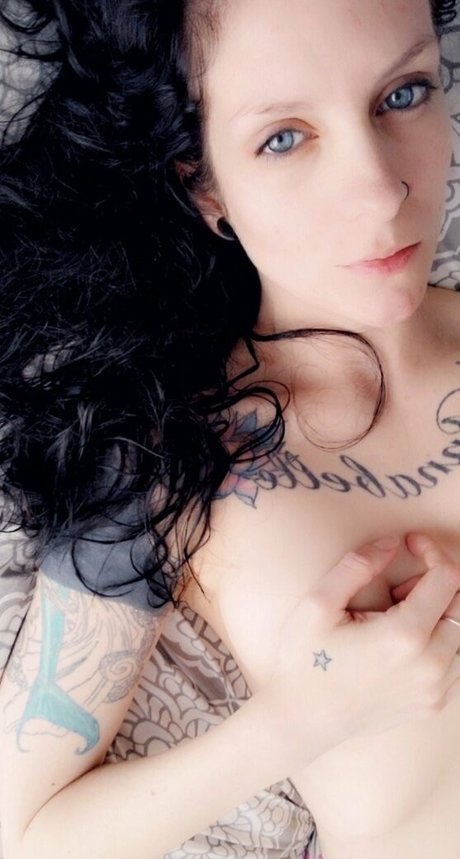 eingeölte titten onlyfans freie nette galerie
