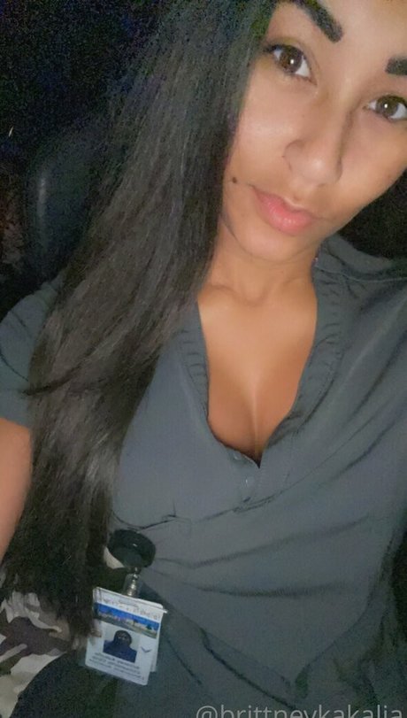 brittneykakalia erwachsene perfekte bild