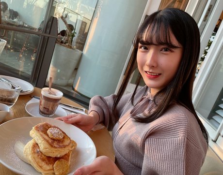 Hikaru Miyanishi erwachsene exklusive galerien