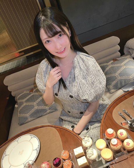 Hikaru Miyanishi hübsche porno fotos