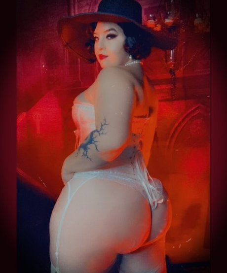 Baroness Von T beste top fotos