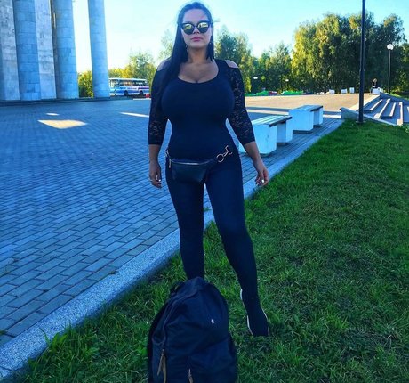 Maria Von Zarring kunst nackt galerien