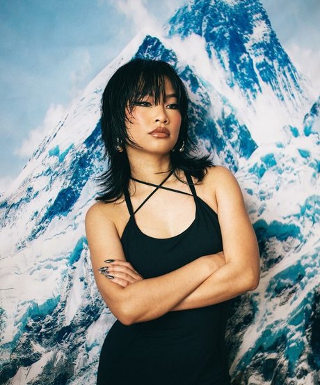 Yu Ling Wu nackt hübsche bild