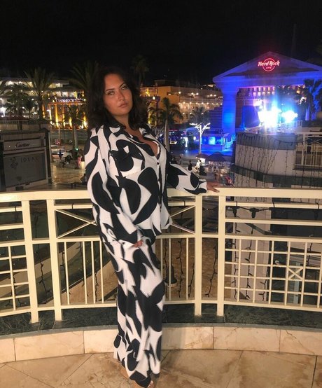 Darci Ormiston perfekte foto