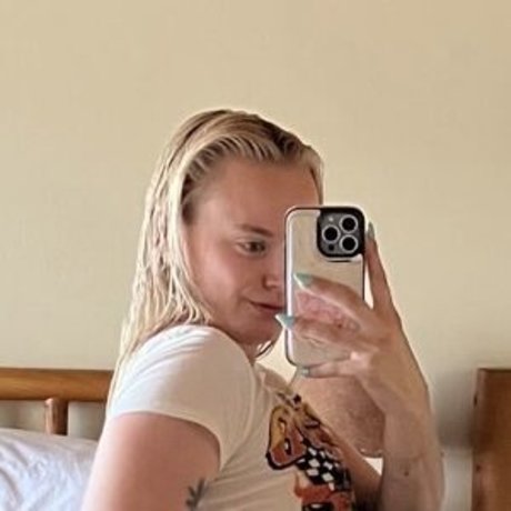 Savannah Street hübsche erotische galerie