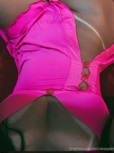 Leticia Beppler erotische schöne galerie