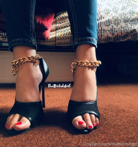 Aaliyah Yasin kunst exklusive bild