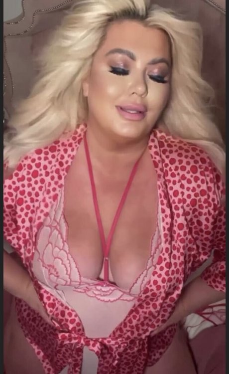 Gemma Collins exklusive schöne bild