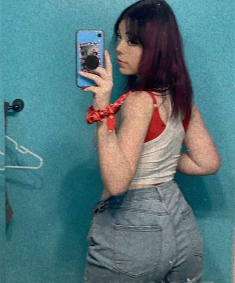 Daisyy mayyy model exklusive fotos