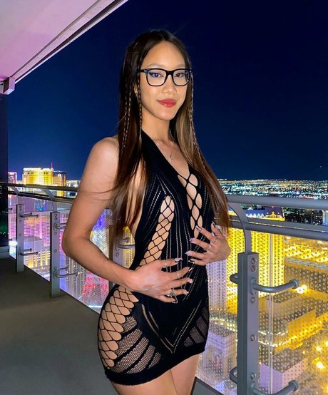 mailynguyenn kunst sex bild