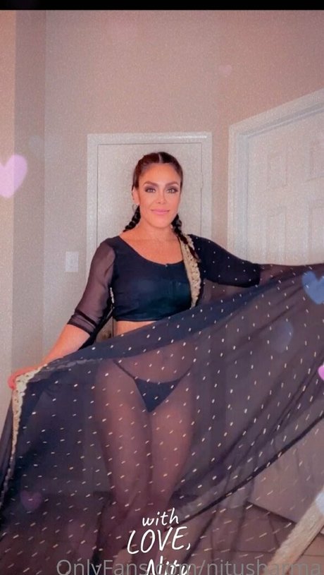 Nitu Sharma nackt perfekte bilder