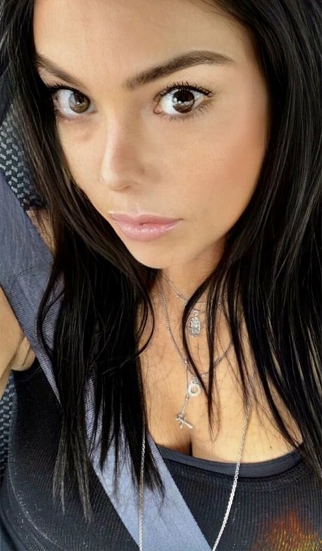 Nitu Sharma schauspielerin pornografische galerien