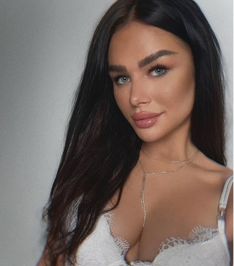 Lena Majewska perfekte sex archiv