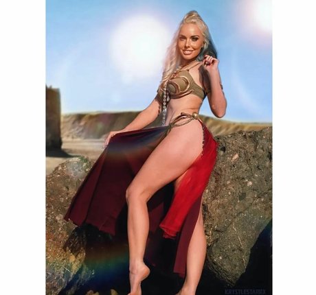 Krystle Starr porno nackte galerie