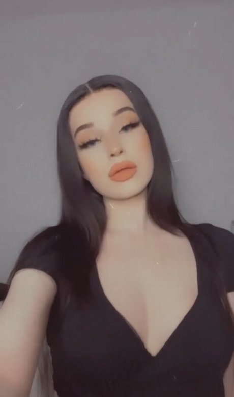 Lu Aaliyah hübsche nackte bild