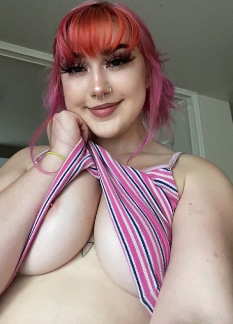 Trippyelf nackt sexy bilder