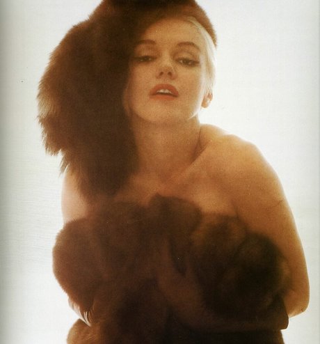 Marilyn Monroe nackt schöne foto