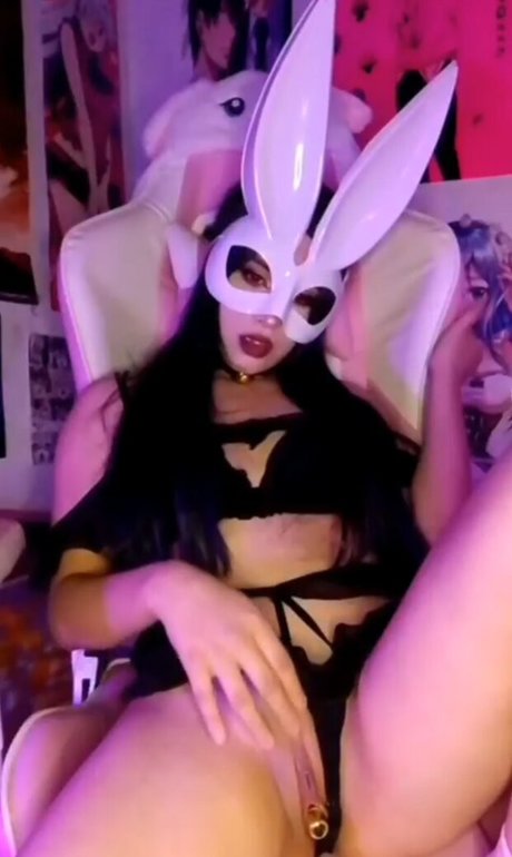 Ivon Gallardo schauspielerin sexy bilder