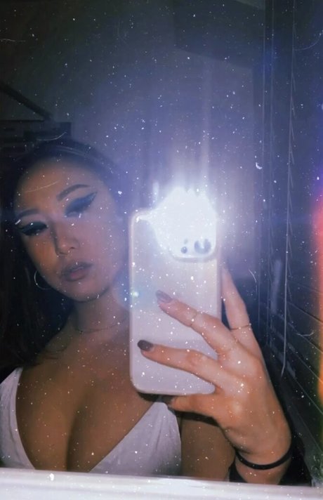 thesharonkim kunst nackte galerie