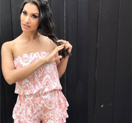 Janina Gavankar hübsche kostenlose archiv