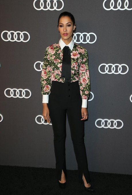 Janina Gavankar xxx akt bild