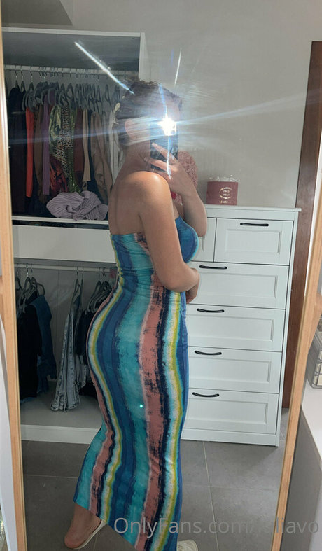 iuliavo perfekte pornostar bilder