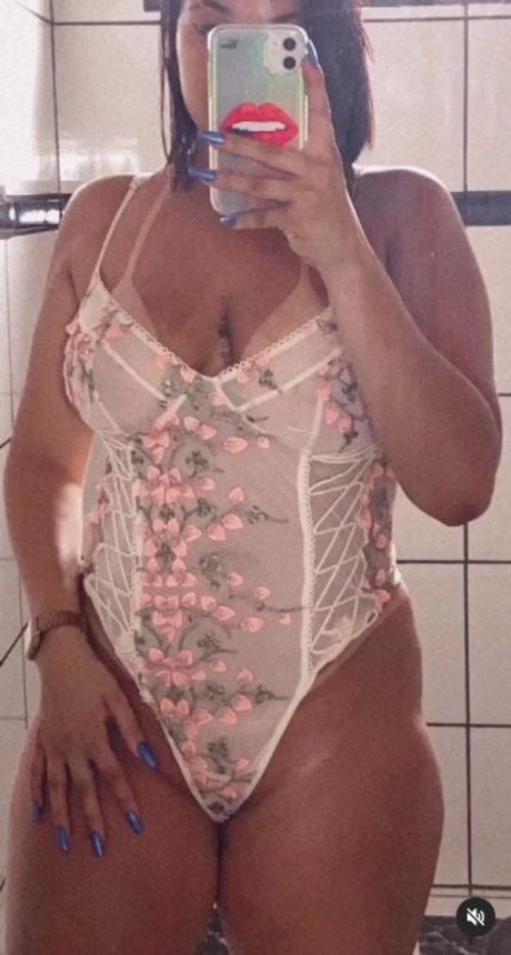 Juliana Beatriz hd nackten bild