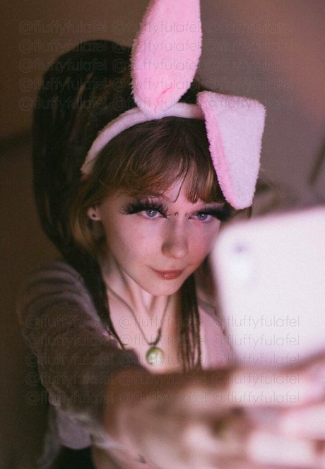 fluffyfulafel schauspielerin archiv