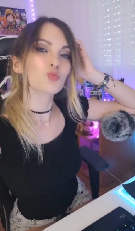 nerdige teen-onlyfans sexy erwachsene bilder